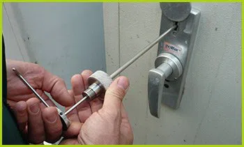 Expert Locksmith Services Nashville, TN 615-375-3381 Expert Locksmith Services Nashville, TN 615-375-3381 - 15-emergency-locksmiths
